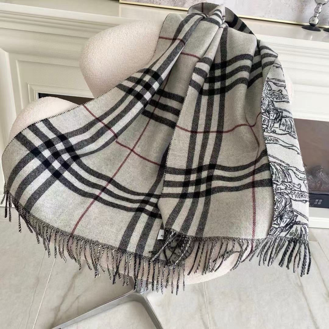 BURBERRY 26S SCARF 210CM IN CASHMERE 173948