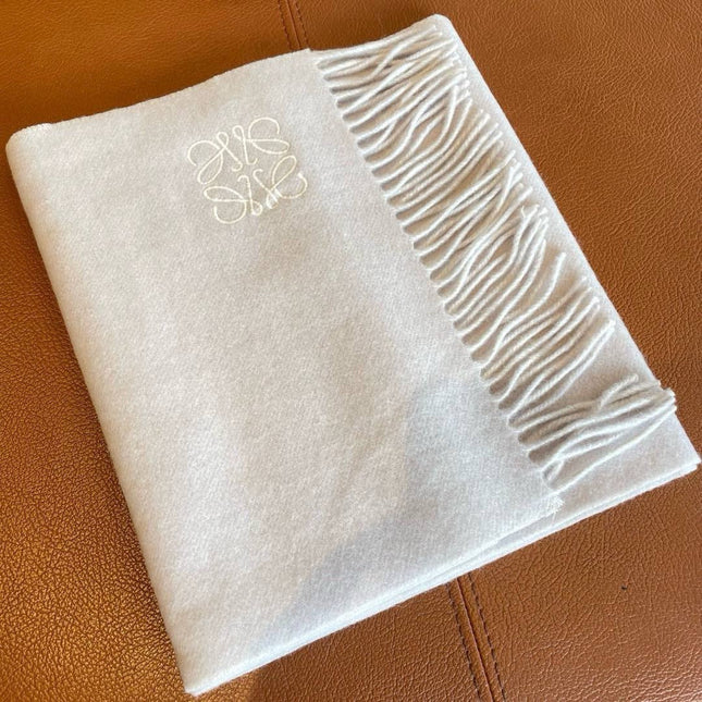 LOEWE 26S SCARF 180 IN CASHMERE 181843