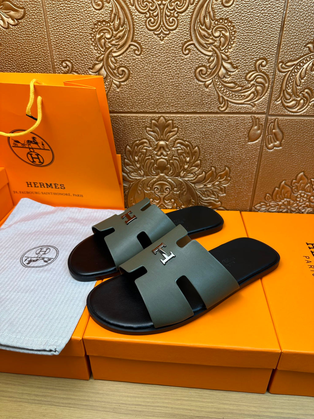 HM IZMIR H-BUCKLE SANDAL ARMY CALFSKIN