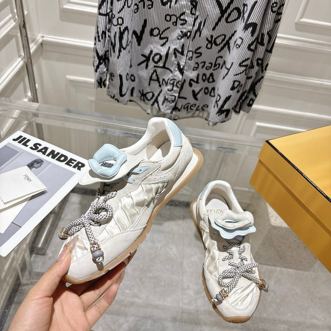 FENDI 26S SNEAKERS IN CREAM WHITE FABRIC AND SUEDE