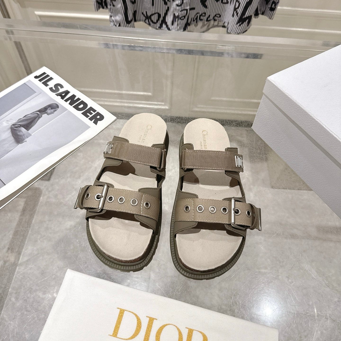 DIOR 26S SLIDES IN KHAKI CANVAS