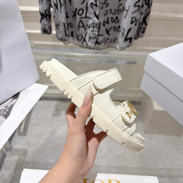 DIOR 26S SANDALS IN OFF WHITE CALFSKIN