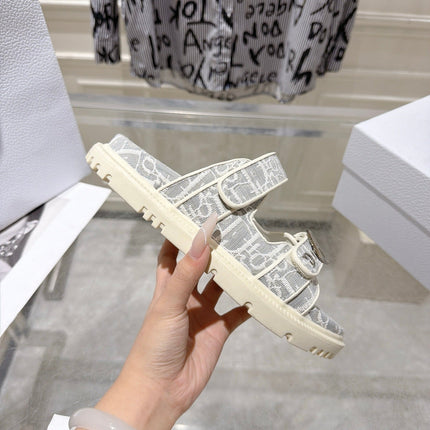 DIOR 26S SANDALS IN LIGHT GREY MIX WHITE OBLIQUE CANVAS