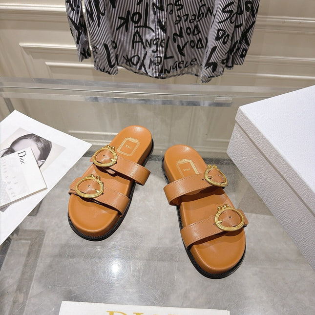 DIOR 26S MEDAILLON BUCKLE SLIDE IN SADDLE BROWN CALFSKIN
