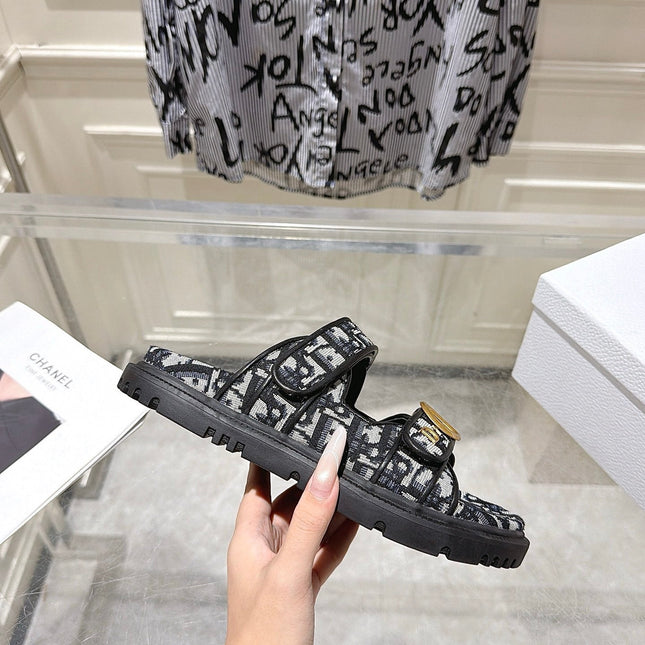 DIOR 26S SANDALS IN BLACK MIX WHITE OBLIQUE CANVAS