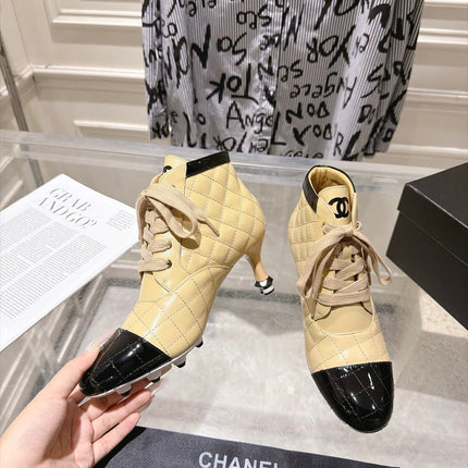 CHANEL 26S HIGH HEEL KNEE HIGH BOOTS 70 MM IN BEIGE LAMBSKIN AND BLACK PATENT CALFSKIN