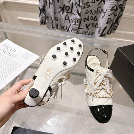 CHANEL 26S SLINGBACK HIGH HEEL SHOES 70 MM IN CREAM WHITE LAMBSKIN AND BLACK PATENT CALFSKIN