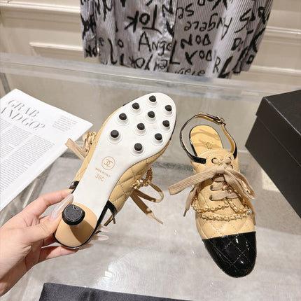 CHANEL 26S SLINGBACK HIGH HEEL SHOES 70 MM IN BEIGE LAMBSKIN AND BLACK PATENT CALFSKIN