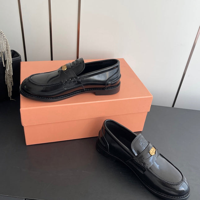 MIUMIU 26S PENNY LOAFERS IN BLACK GLOSSY CALFSKIN GOLD HARDWARE