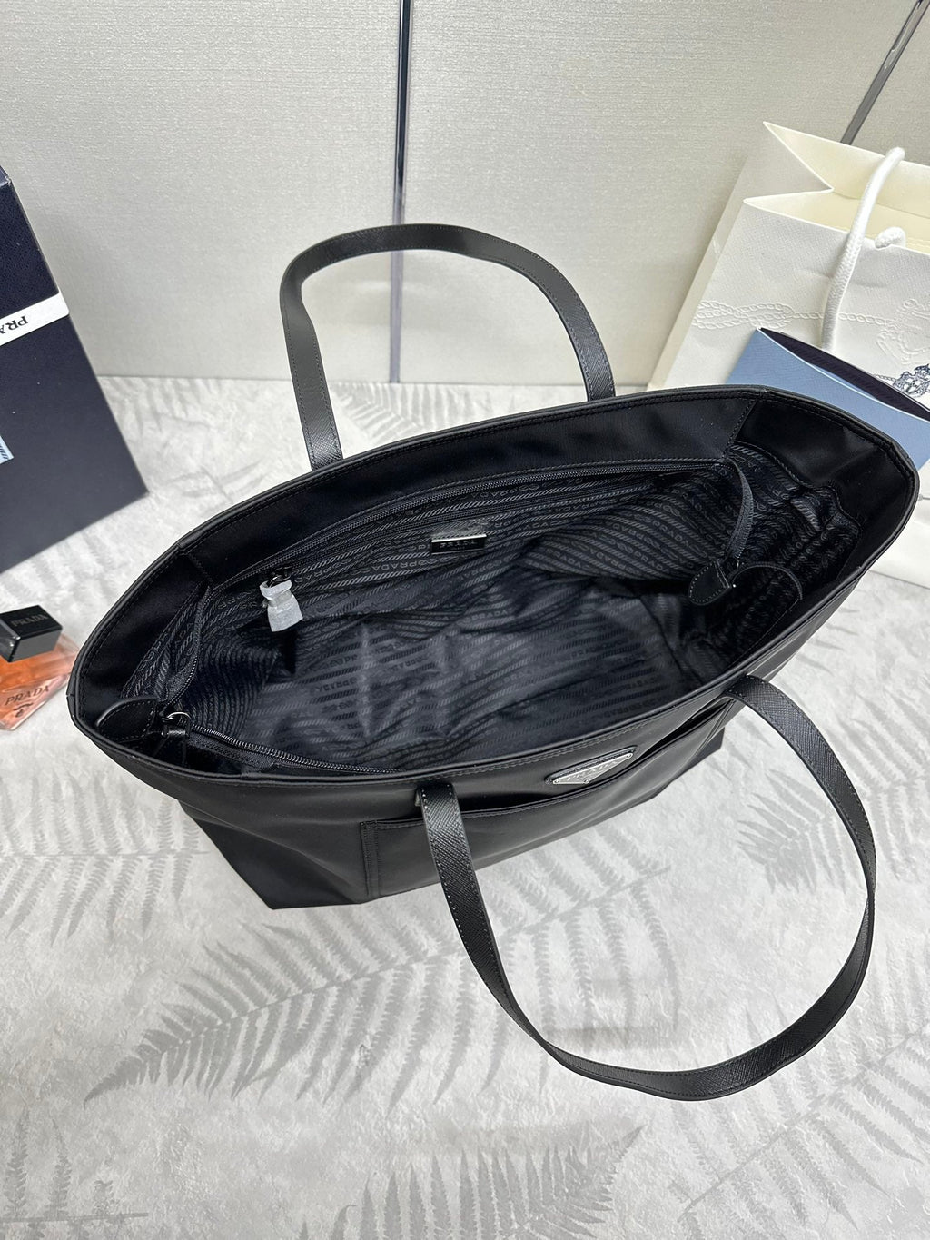 PRADA 26S TOTE BAG 35 IN BLACK NYLON