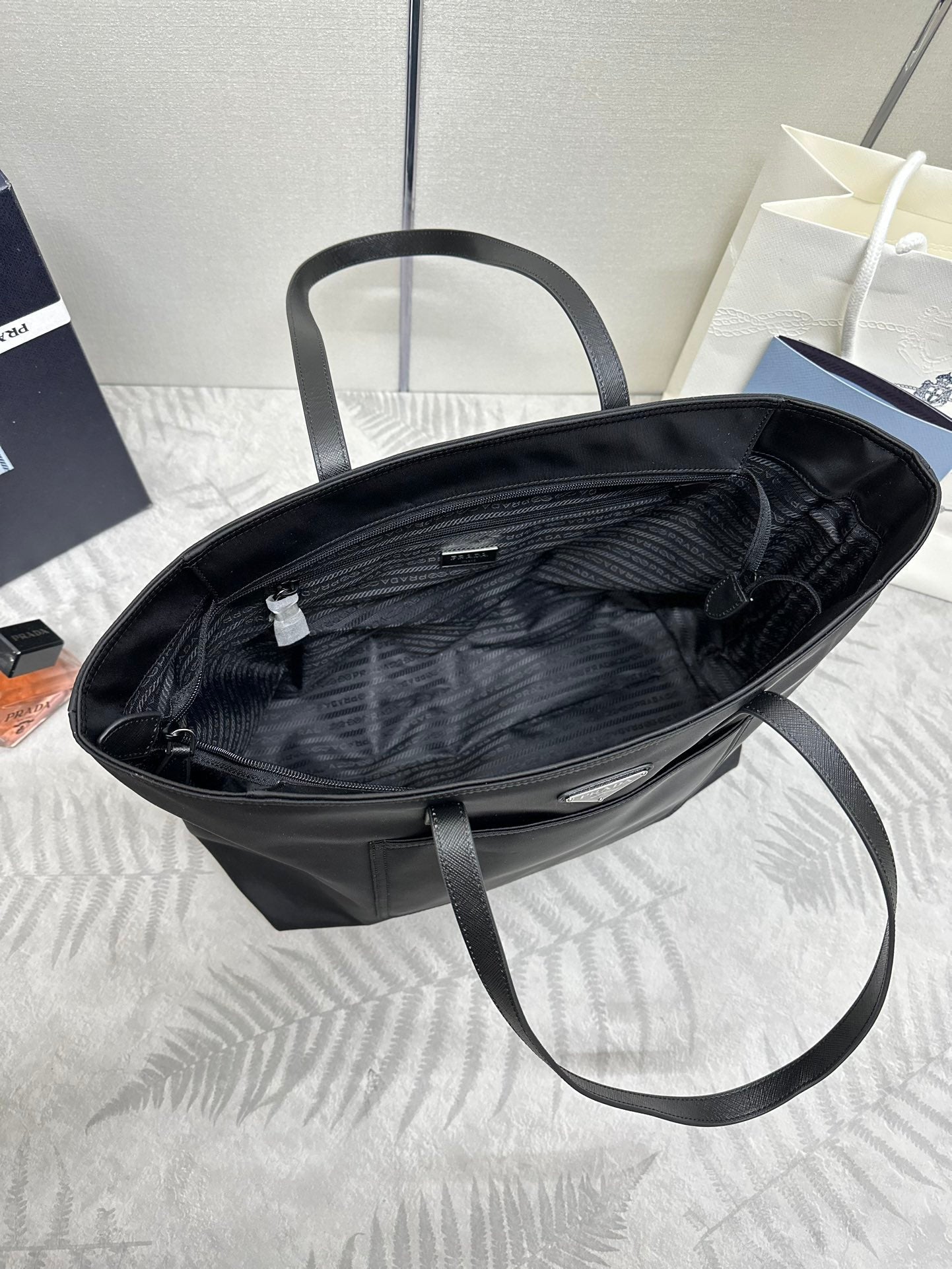 PRADA 26S TOTE BAG 35 IN BLACK NYLON
