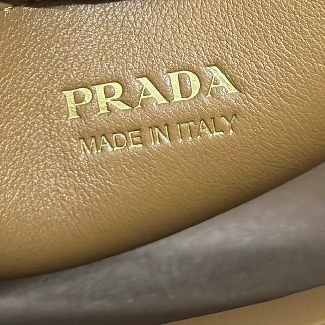 PRADA 25S BUCKLE MEDIUM HANDBAG 28 IN CARAMEL CALFSKIN GOLD HARDWARE