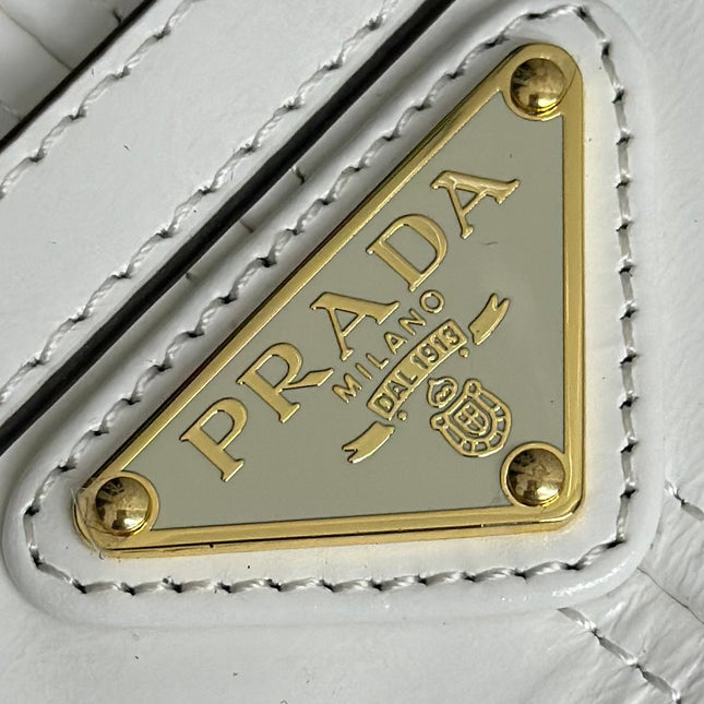PRADA BONNIE MEDIUM HANDBAG 32 IN CREAM GLOSSY CALFSKIN