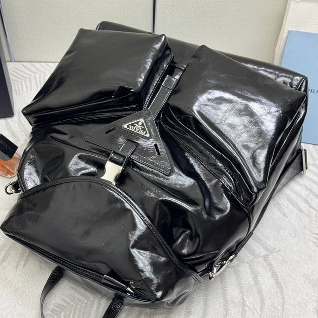 PRADA 25S BACKPACK 45 IN BLACK GLOSSY CALFSKIN SILVER HARDWARE