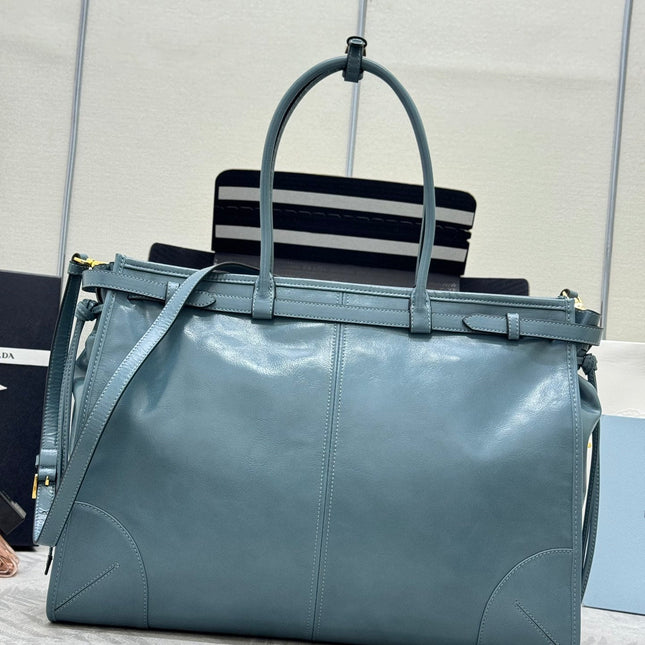 PRADA 25S LUX SOFT BAG 42 IN BLUE GLOSSY CALFSKIN GOLD HARDWARE