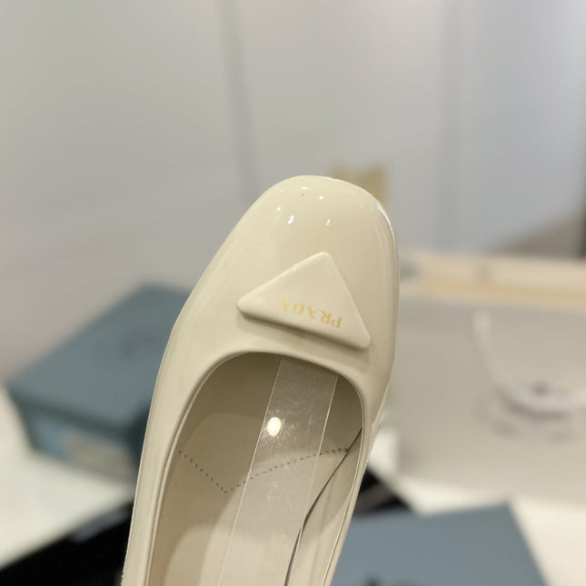 Pra Pumps 40 Square Sole White Patent Leather