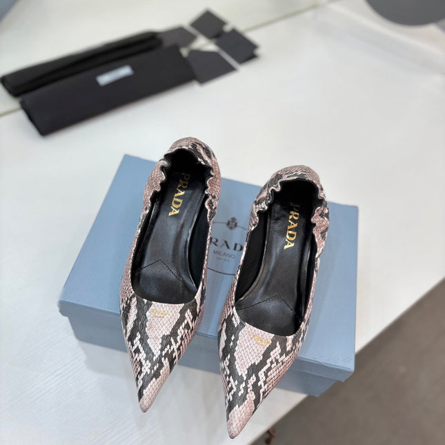 PRADA 26S PUMPS 55MM IN PINK SNAKE PRINT CALFSKIN