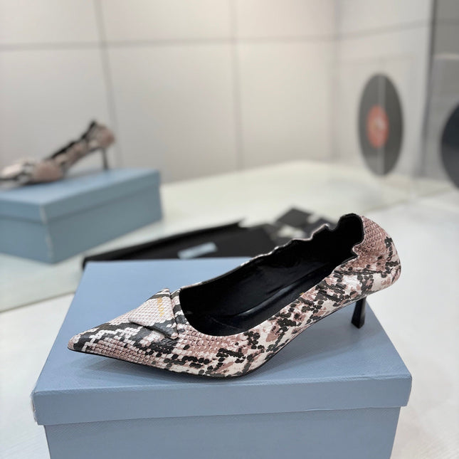 PRADA 26S PUMPS 55MM IN PINK SNAKE PRINT CALFSKIN WITH LOGO