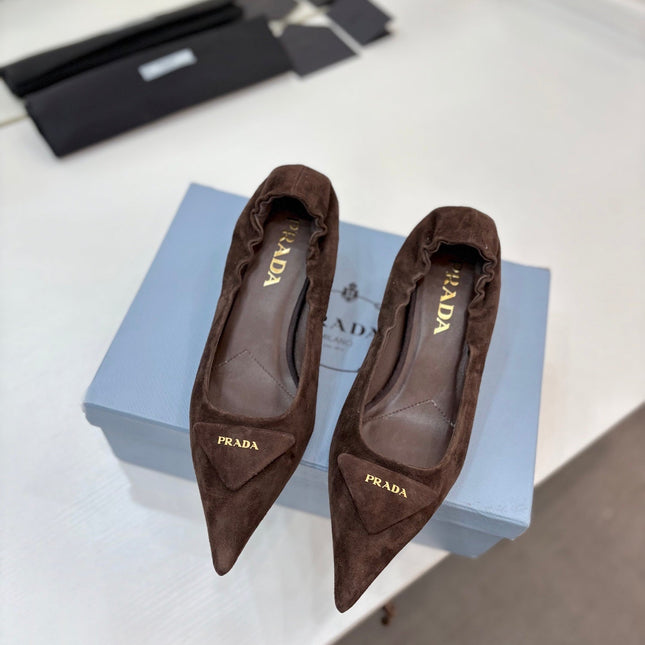 PRADA 26S PUMPS 55MM IN DARK BROWN SUEDE WITH LOGO