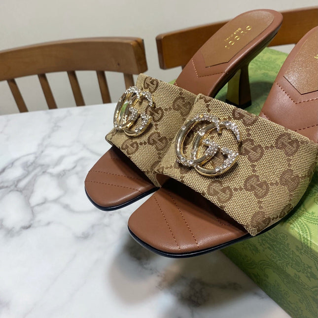 GUCCI 26S HEELED SLIDES 75 MM IN SAND BROWN CANVAS AND LAMBSKIN