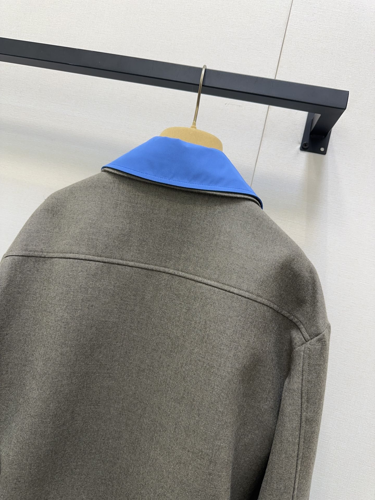 MIUMIU CONTRAST-FABRIC COLLAR JACKET STYLE 38