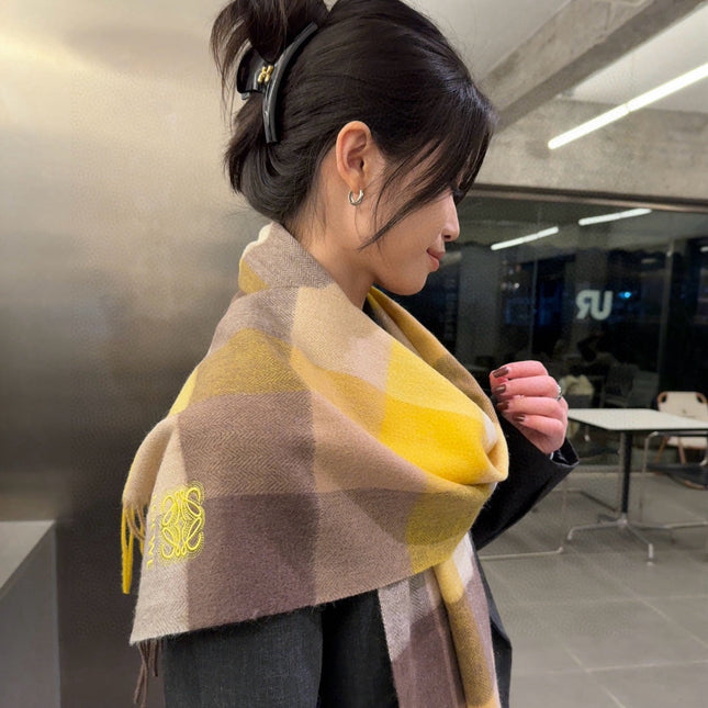 LOEWE 26S SCARF 180 IN CASHMERE 481061