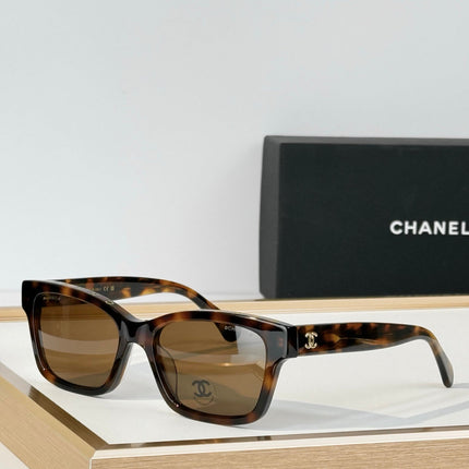 CHANEL 26S ROUNDED SQUARE FRAME IN ACETATE 417058