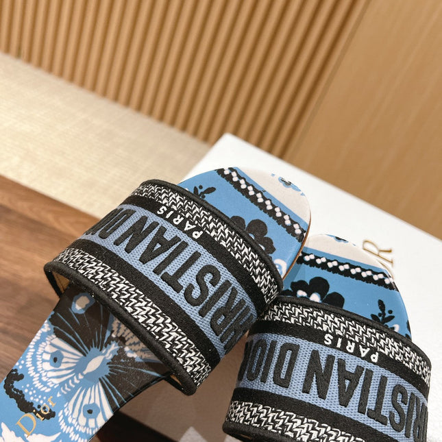 DIOR 26S SLIDE SANDALS IN BLUE FLORAL PRINT LOGO STRAP