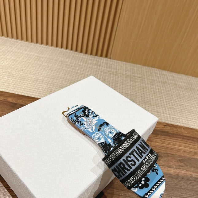 DIOR 26S SLIDE SANDALS IN BLUE FLORAL PRINT LOGO STRAP