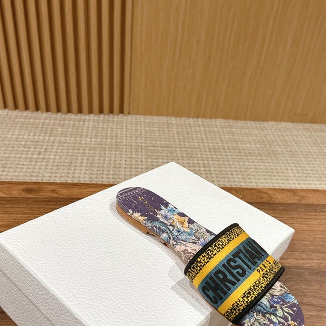 DIOR 26S SLIDE SANDALS IN PURPLE FLORAL MULTICOLOR LOGO STRAP