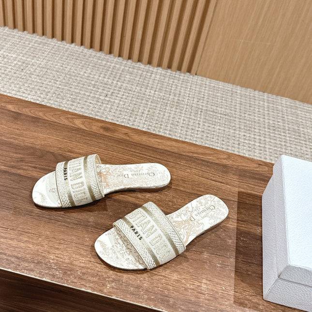 DIOR 26S SLIDE SANDALS IN BEIGE TOILE DE JOUY LOGO