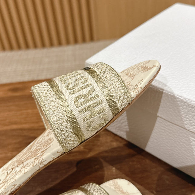 DIOR 26S SLIDE SANDALS IN BEIGE TOILE DE JOUY LOGO