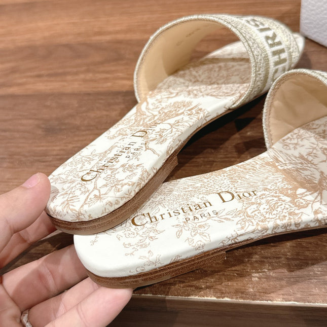 DIOR 26S SLIDE SANDALS IN BEIGE TOILE DE JOUY LOGO