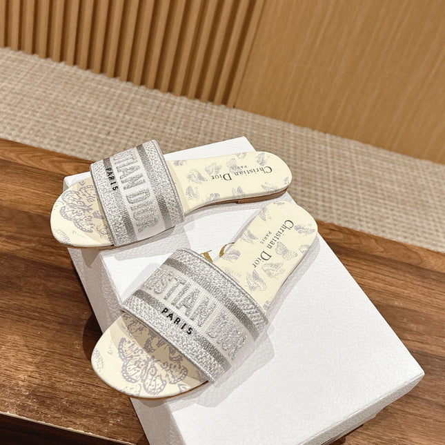 DIOR 26S SLIDE SANDALS IN GREY BUTTERFLY PRINT LOGO