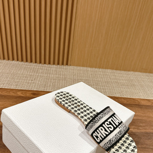 DIOR 26S D-CLUB FLAT SLIDES IN BLACK AND WHITE HOUNDSTOOTH