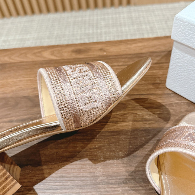 DIOR 26S D-CLUB EMBROIDERED HEELED SLIDES IN ROSE GOLD
