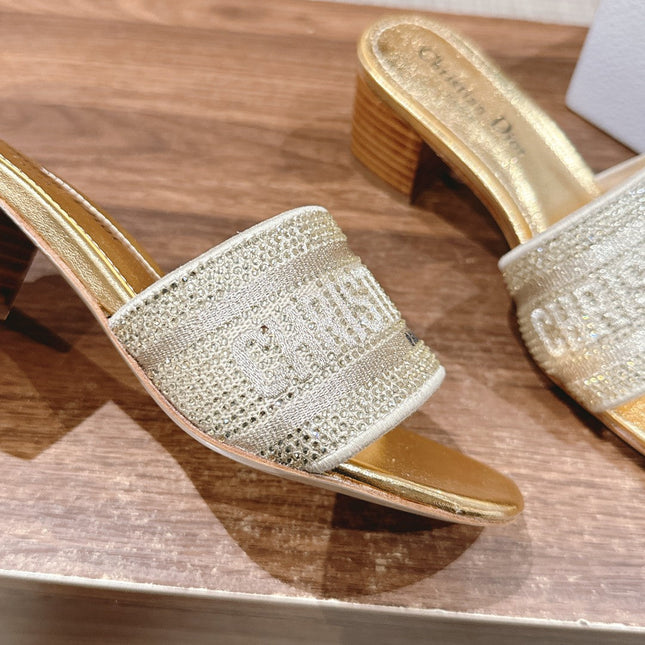 DIOR 26S D-CLUB EMBROIDERED HEELED SLIDES IN GOLD