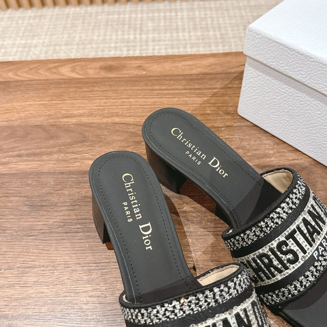 DIOR 26S D-CLUB EMBROIDERED HEELED SLIDES IN BLACK