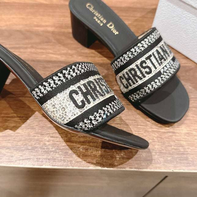 DIOR 26S D-CLUB EMBROIDERED HEELED SLIDES IN BLACK