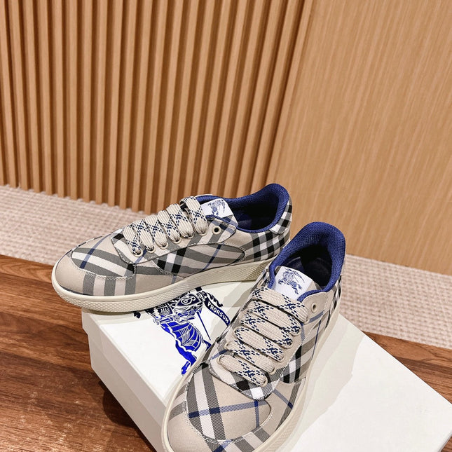 BURBERRY 26S SNEAKERS IN LIGHT CREAM CANVAS PLAID