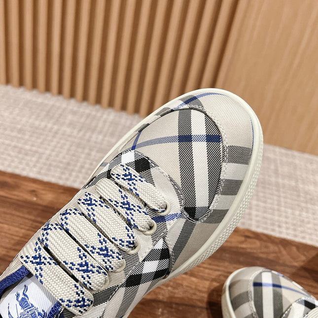 BURBERRY 26S SNEAKERS IN LIGHT CREAM CANVAS PLAID