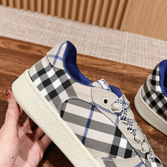 BURBERRY 26S SNEAKERS IN LIGHT CREAM CANVAS PLAID