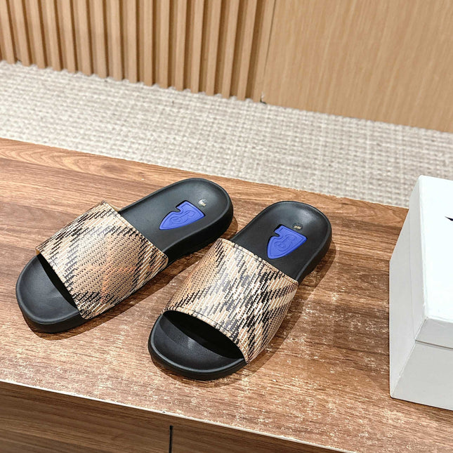 BURBERRY 26S SLIDE SANDALS IN BLACK AND BEIGE CALFSKIN