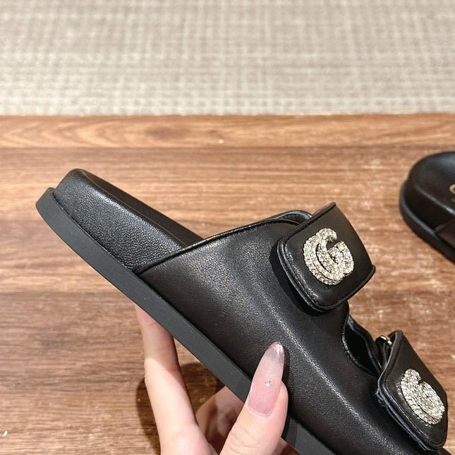 GUCCI 26S DOUBLE-STRAP SANDALS IN BLACK CALFSKIN