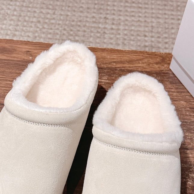 ALO 25S BIRKENSTOCK CLOGS IN CREAM WHITE SUEDE