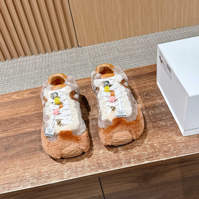 LOEWE 26S BALLET RUNNER 2.0 IN BROWN SHEARLING