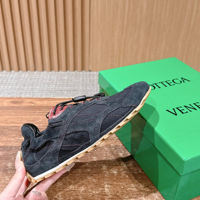 BOTTEGA VENETA 26S SNEAKERS IN DARK BLUE GREY SUEDE AND MESH FABRIC