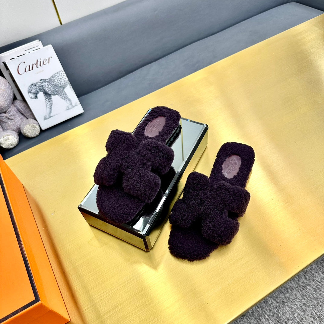 0RAN SHEARLING SANDALS EGGPLANT PURPLE