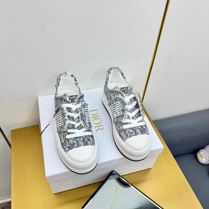 DIOR 26S LOW-TOP PLATFORM SNEAKER 50MM IN GREY AND WHITE OBLIQUE CANVAS