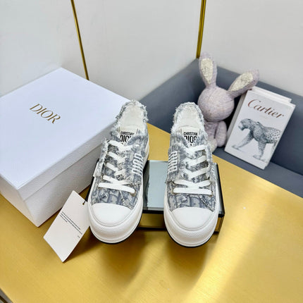 DIOR 26S LOW-TOP PLATFORM SNEAKER 50MM IN GREY AND WHITE OBLIQUE CANVAS